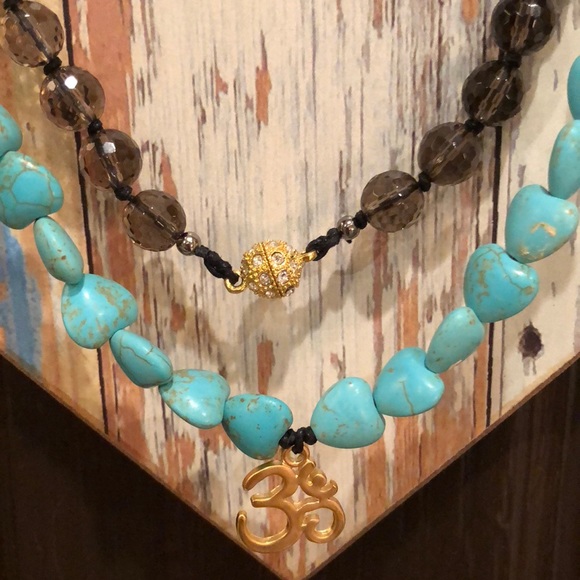 necklace - Picture 2 of 4